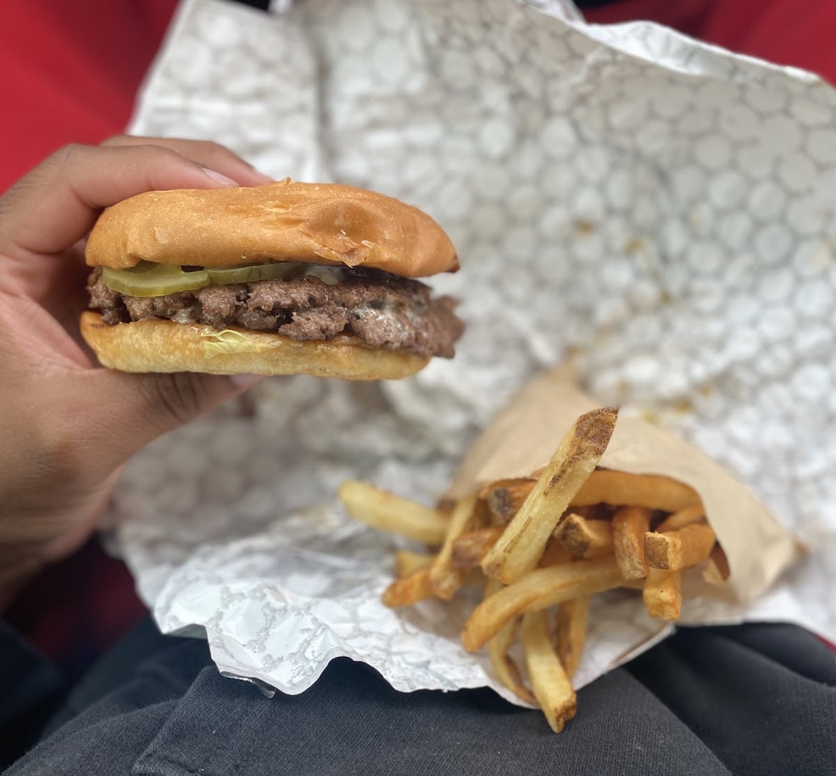 Logan's Simply Fresh Burgers & Chicken-7